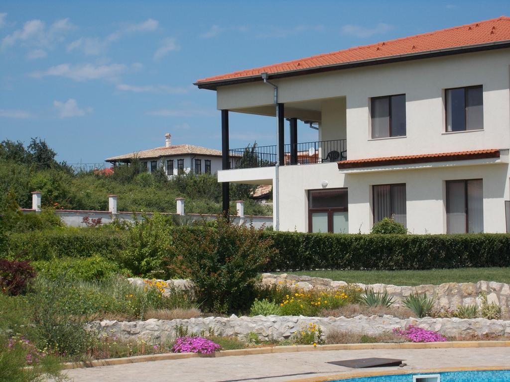 Villa Ketli Apartment Bliznatsi Eksteriør bilde