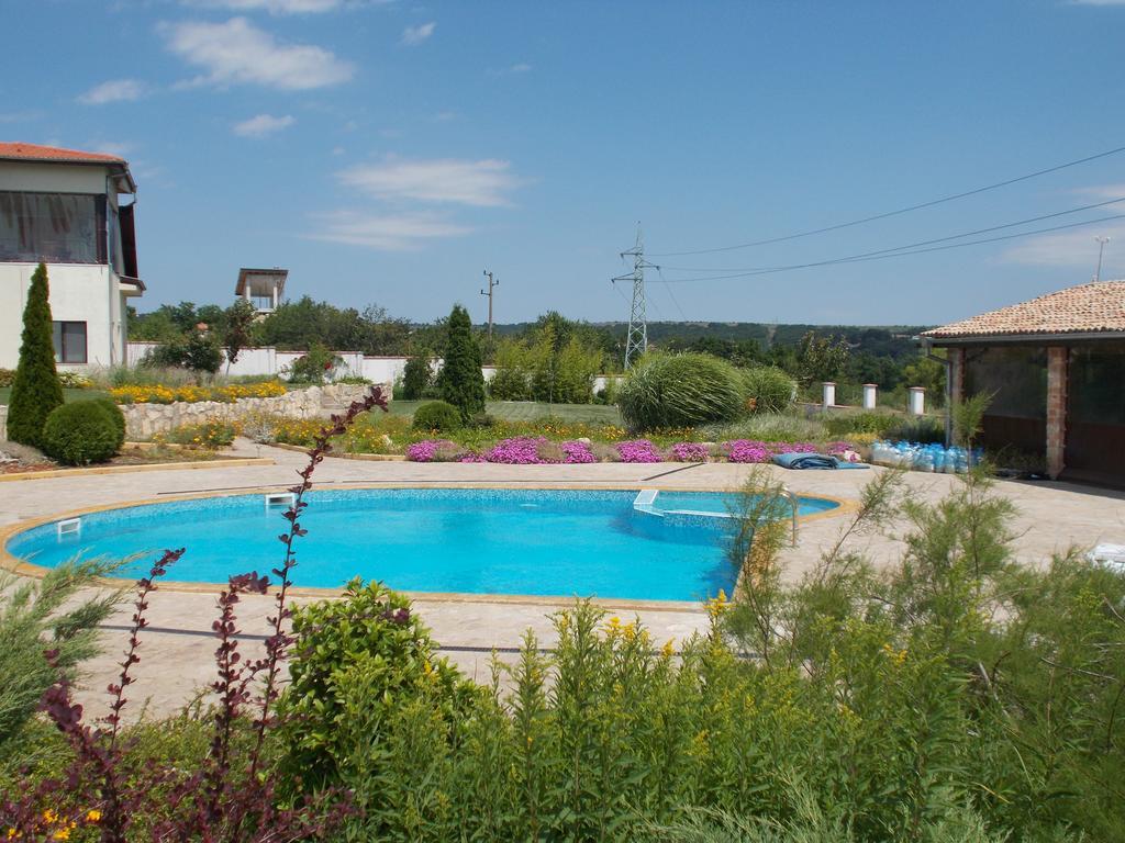Villa Ketli Apartment Bliznatsi Eksteriør bilde