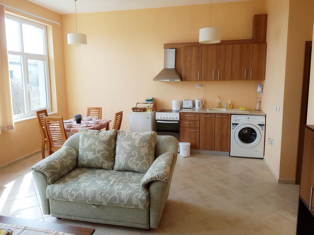 Villa Ketli Apartment Bliznatsi Eksteriør bilde