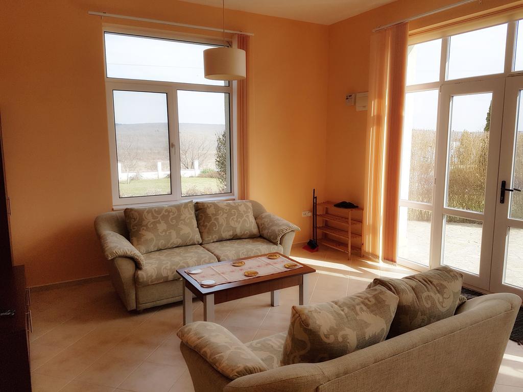 Villa Ketli Apartment Bliznatsi Eksteriør bilde
