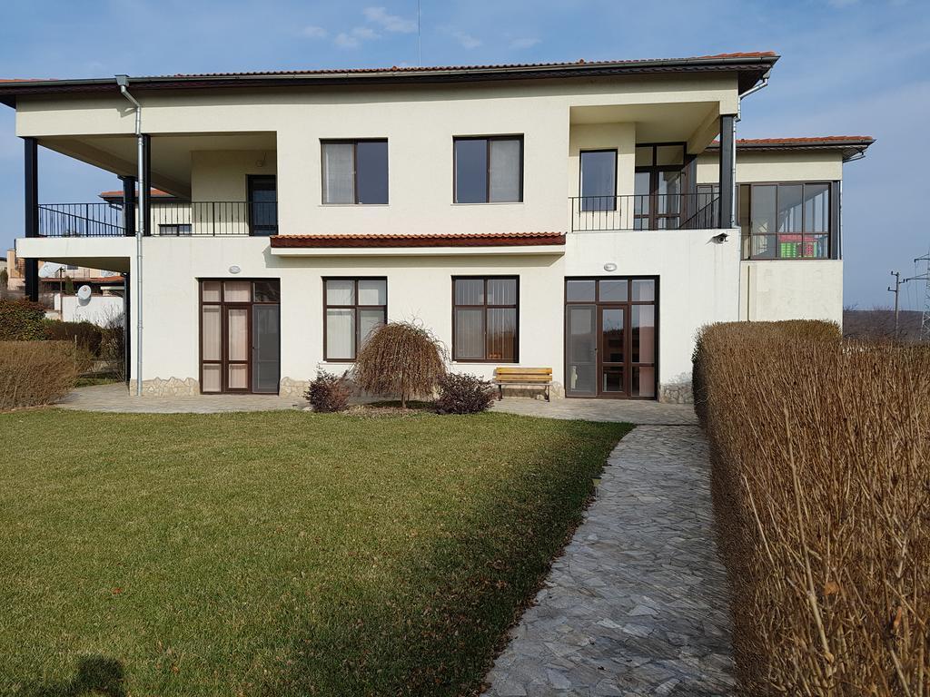 Villa Ketli Apartment Bliznatsi Eksteriør bilde