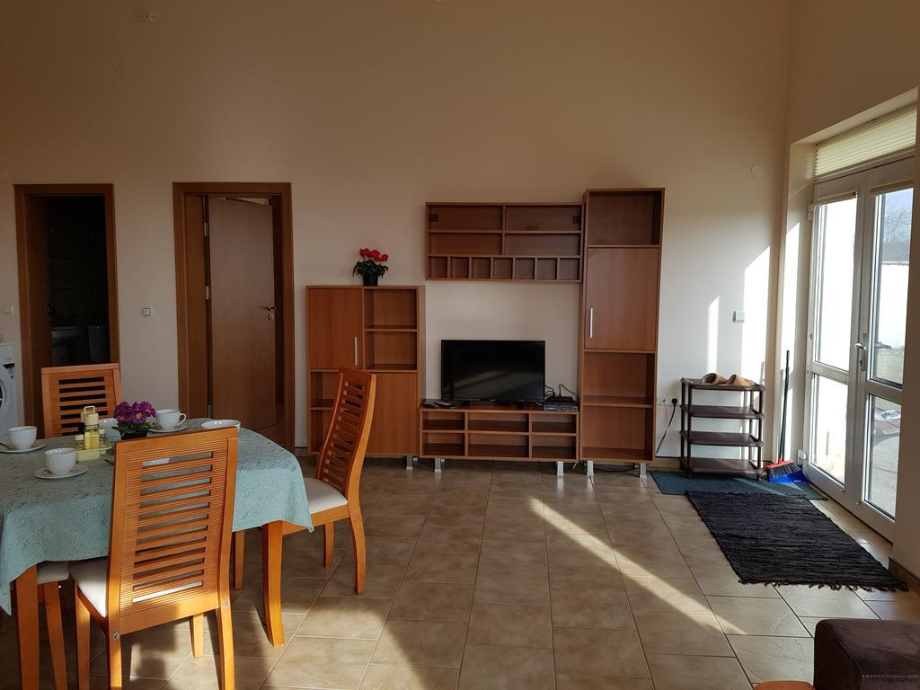 Villa Ketli Apartment Bliznatsi Eksteriør bilde