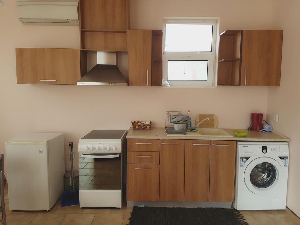 Villa Ketli Apartment Bliznatsi Eksteriør bilde