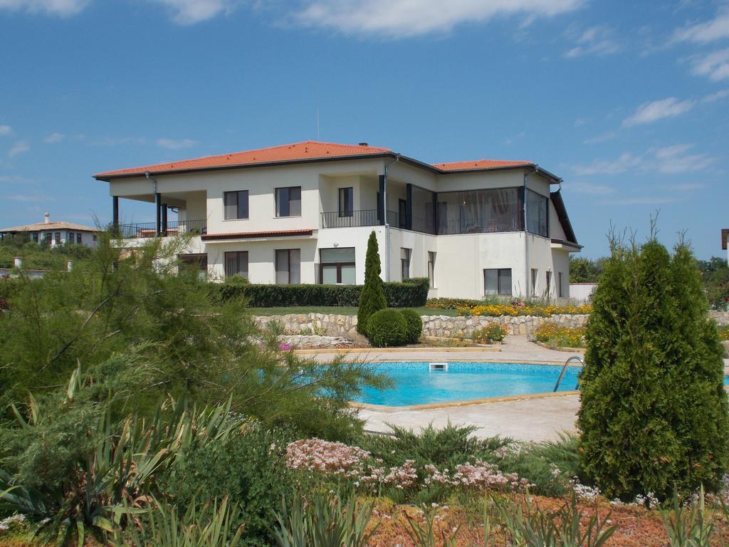 Villa Ketli Apartment Bliznatsi Eksteriør bilde